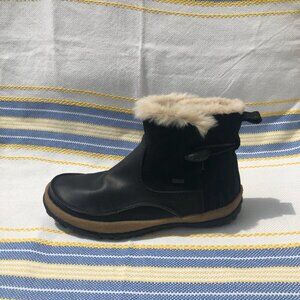 Merrell Black Leather & Suede Fur-Lined Winter Boots | Size 8.5